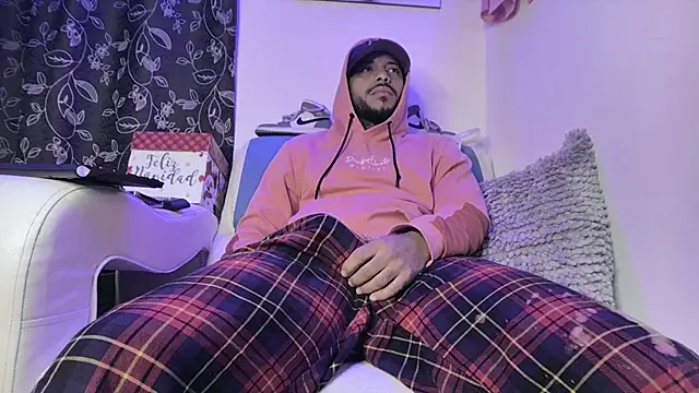 Leenar Key online show from March 7, 2025, 10:35 am