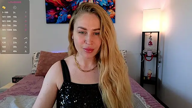 AliceMYs online show from May 5, 2026, 10:07 am