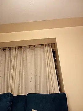 Snapshot of Pretty_tiffany chatting on December 15, 2025, 11:53 pm Pretty tiffany online show from December 15, 2025, 11:53 pm