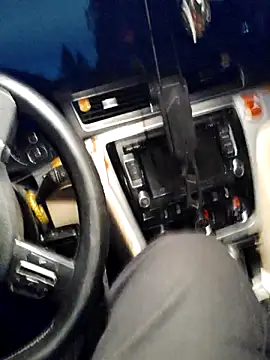 Snapshot of Throats chatting on November 1, 2025, 1:05 pm Throats online show from November 1, 2025, 1:05 pm