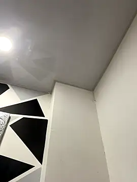 Snapshot of AnnbellaRosse chatting on November 6, 2025, 3:27 pm AnnbellaRosse online show from November 6, 2025, 3:27 pm