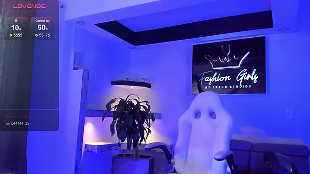 Snapshot of TifanyWhite_ chatting on February 13, 2025, 8:03 pm TifanyWhite online show from February 13, 2025, 8:03 pm