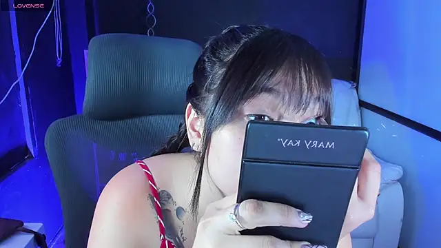 Snapshot of TifanyWhite_ chatting on March 4, 2025, 8:38 pm TifanyWhite online show from March 4, 2025, 8:38 pm