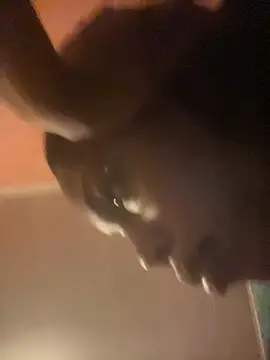 NAUGHTYSHALOTXX online show from September 28, 2025, 4:58 pm