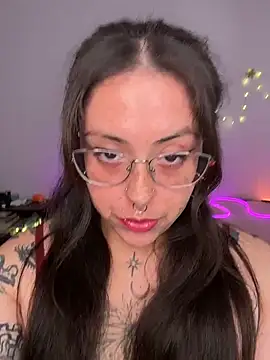 Mizztikaa online show from July 21, 2026, 5:36 pm