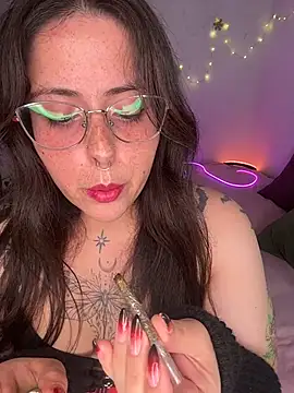Mizztikaa online show from July 9, 2026, 9:58 pm