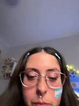 Mizztikaa online show from June 28, 2026, 2:29 am