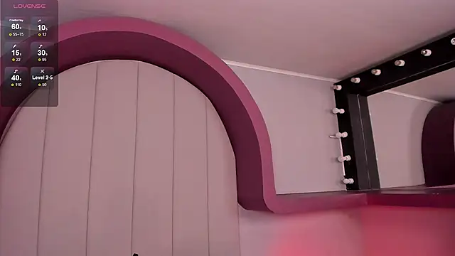 Snapshot of morganlake_ chatting on November 15, 2025, 3:43 am morganlake online show from November 15, 2025, 3:43 am