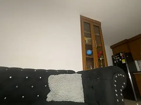 Snapshot of Candy_sexyy chatting on March 1, 2025, 5:09 am Candy sexyy online show from March 1, 2025, 5:09 am