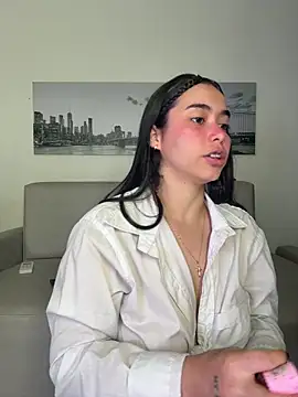 Snapshot of SophieRoyals chatting on June 20, 2026, 1:38 pm SophieRoyals online show from June 20, 2026, 1:38 pm