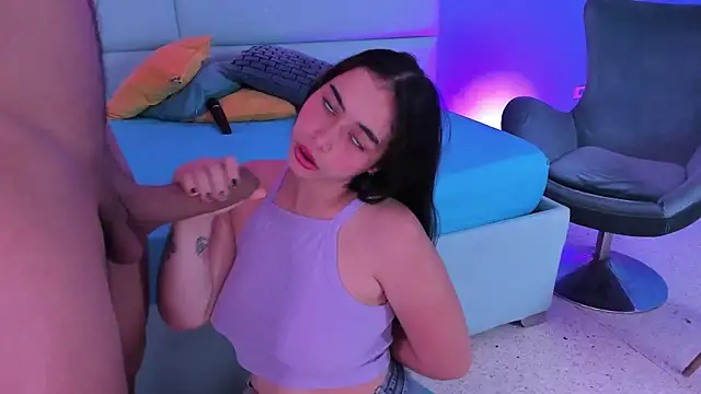 SophieRoyals online show from January 14, 2025, 1:38 pm