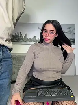 SophieRoyals online show from March 30, 2026, 1:12 pm