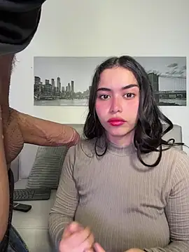 SophieRoyals online show from April 10, 2026, 12:12 pm