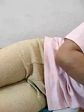 Snapshot of Diya_Chopra chatting on January 27, 2025, 10:05 am Diya Chopra online show from January 27, 2025, 10:05 am