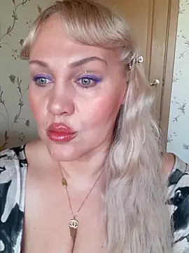 Snapshot of IsabellaBoni chatting on March 22, 2026, 7:32 am IsabellaBoni online show from March 22, 2026, 7:32 am