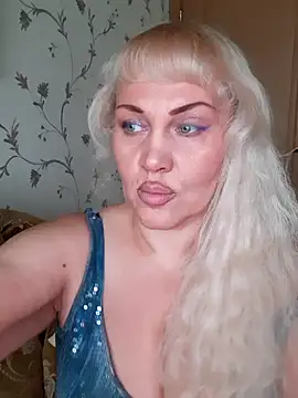 IsabellaBoni online show from January 12, 2026, 7:15 am