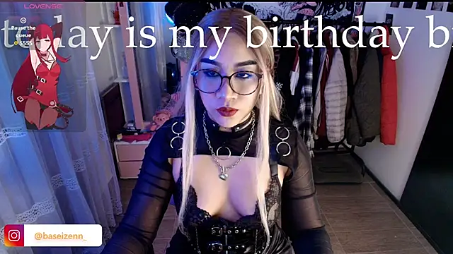 exodiakinky2 online show from February 13, 2026, 4:12 am