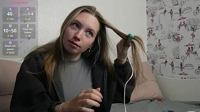 Snapshot of bubble_bbb chatting on November 4, 2025, 5:11 am bubble bbb online show from November 4, 2025, 5:11 am