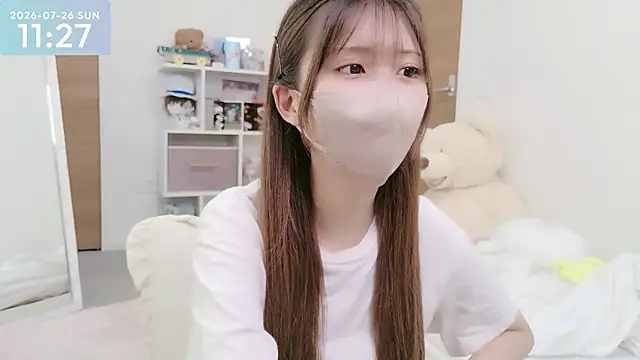 Snapshot of -SHINON- chatting on July 26, 2026, 2:29 am -SHINON- online show from July 26, 2026, 2:29 am