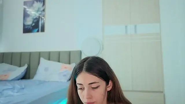 sweety vikky online show from May 7, 2026, 12:04 am