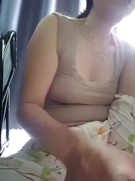 Snapshot of Baby-sexytits18 chatting on December 14, 2025, 8:20 am Baby-sexytits18 online show from December 14, 2025, 8:20 am