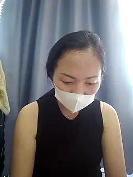 Snapshot of Baby-sexytits18 chatting on December 1, 2025, 12:44 am Baby-sexytits18 online show from December 1, 2025, 12:44 am