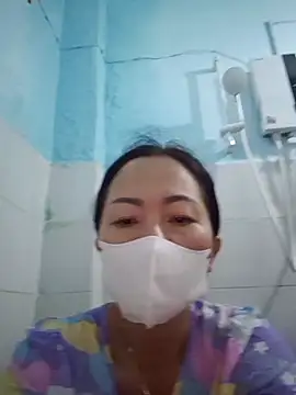 Snapshot of Baby-sexytits18 chatting on November 5, 2025, 11:30 pm Baby-sexytits18 online show from November 5, 2025, 11:30 pm