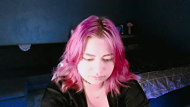 candy lina online show from January 16, 2026, 12:31 pm