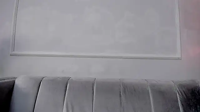 Isabellsmmith online show from March 12, 2025, 4:08 am
