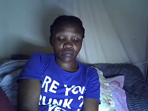 Snapshot of Sweet_serah chatting on June 9, 2026, 3:35 pm Sweet serah online show from June 9, 2026, 3:35 pm