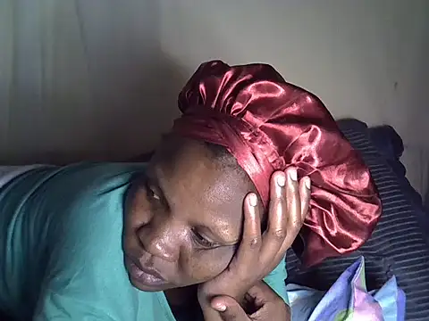 Snapshot of Sweet_serah chatting on July 28, 2026, 12:48 pm Sweet serah online show from July 28, 2026, 12:48 pm