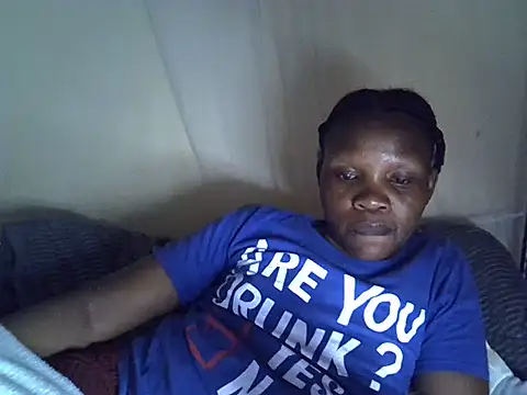 Snapshot of Sweet_serah chatting on June 8, 2026, 3:23 pm Sweet serah online show from June 8, 2026, 3:23 pm