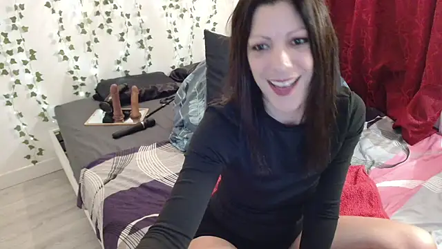 Snapshot of Cataleyaloca chatting on November 24, 2025, 4:07 pm Cataleyaloca online show from November 24, 2025, 4:07 pm