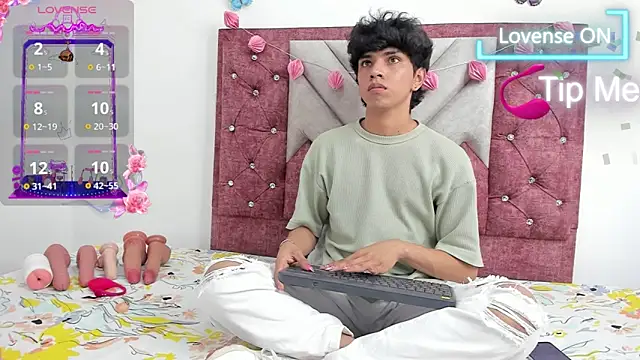 Santy carrington online show from March 3, 2025, 8:21 pm