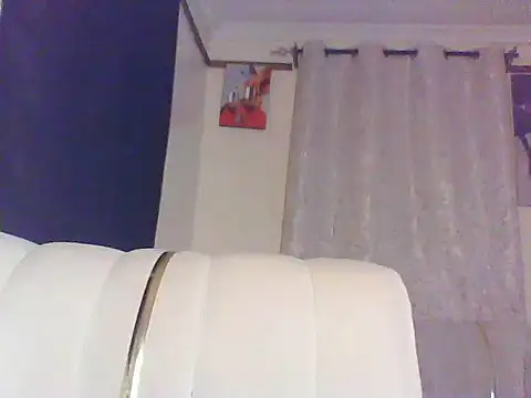 sweetanabella4 online show from June 18, 2026, 7:18 am