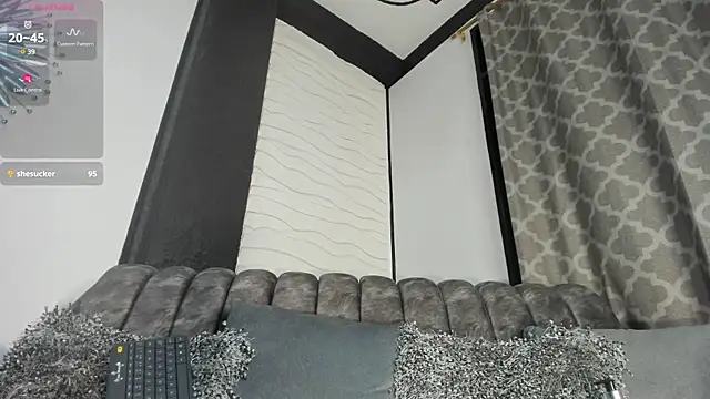 Snapshot of EroticAzir chatting on January 29, 2025, 5:19 am EroticAzir online show from January 29, 2025, 5:19 am