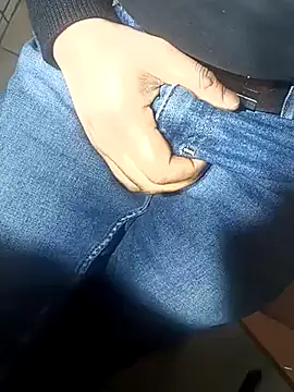 franko1987 online show from March 7, 2025, 4:35 am