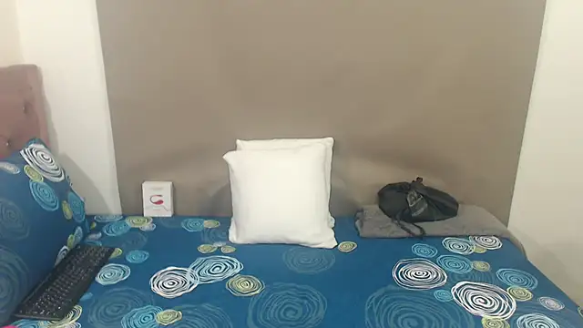 kimberlyjamexxx online show from February 7, 2026, 3:14 am