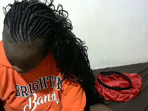 Thicky kyla online show from October 2, 2025, 7:50 pm