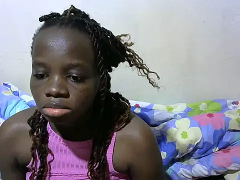 Snapshot of Thicky_kyla chatting on June 29, 2026, 6:51 pm Thicky kyla online show from June 29, 2026, 6:51 pm