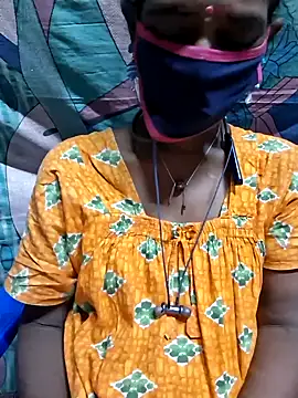 Snapshot of Tamil--Rani chatting on October 31, 2025, 1:41 pm Tamil--Rani online show from October 31, 2025, 1:41 pm