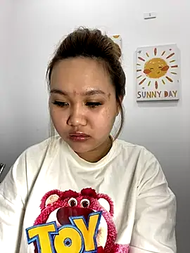 Odette68 online show from December 18, 2025, 5:45 am