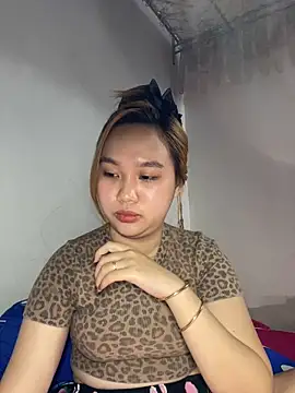 Odette68 online show from June 8, 2026, 1:28 am
