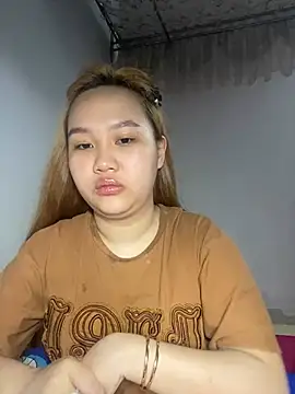 Odette68 online show from May 9, 2026, 2:48 am