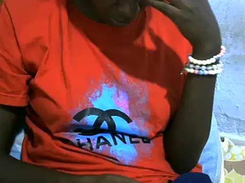 Slim momma online show from March 13, 2025, 9:48 pm