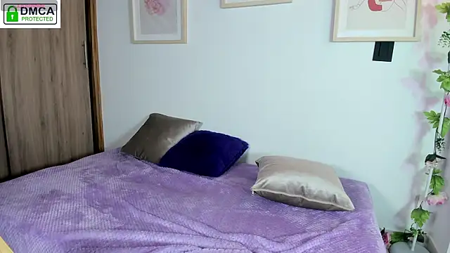 Snapshot of Veronica_isaza__ chatting on July 17, 2026, 1:52 pm Veronica isaza online show from July 17, 2026, 1:52 pm