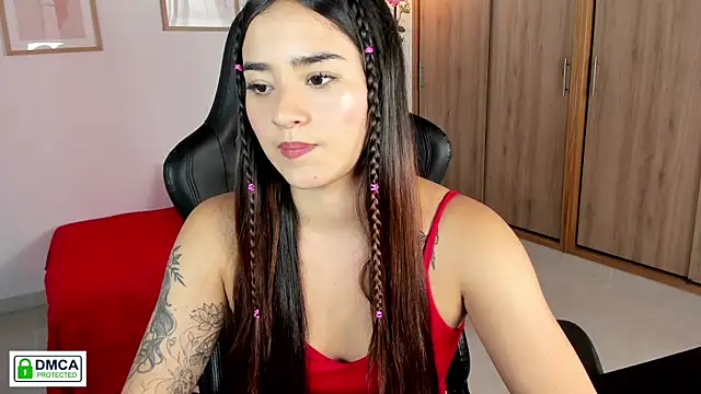 Snapshot of Veronica_isaza__ chatting on July 28, 2026, 6:20 pm Veronica isaza online show from July 28, 2026, 6:20 pm