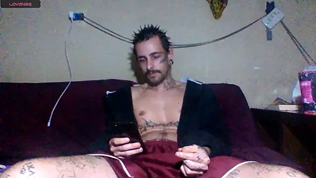 Snapshot of sellvageria chatting on July 17, 2026, 10:51 pm sellvageria online show from July 17, 2026, 10:51 pm