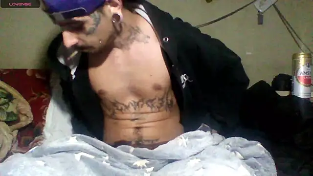 Snapshot of sellvageria chatting on July 8, 2026, 12:03 am sellvageria online show from July 8, 2026, 12:03 am