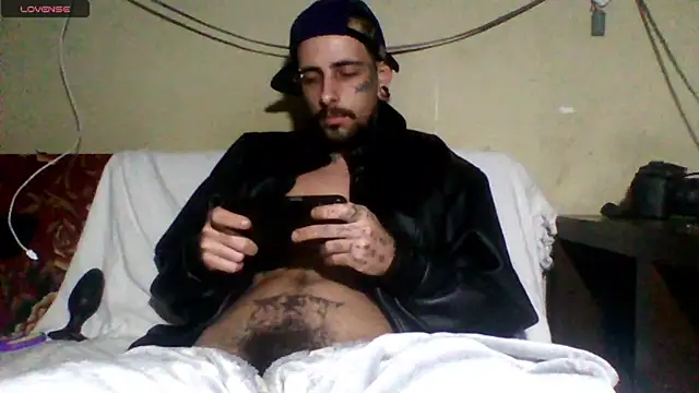 Snapshot of sellvageria chatting on July 5, 2026, 10:16 pm sellvageria online show from July 5, 2026, 10:16 pm